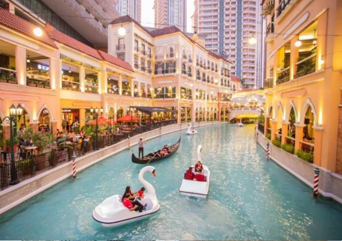 Spacious Condo In Venice Luxury Residences Taguig Exterior photo